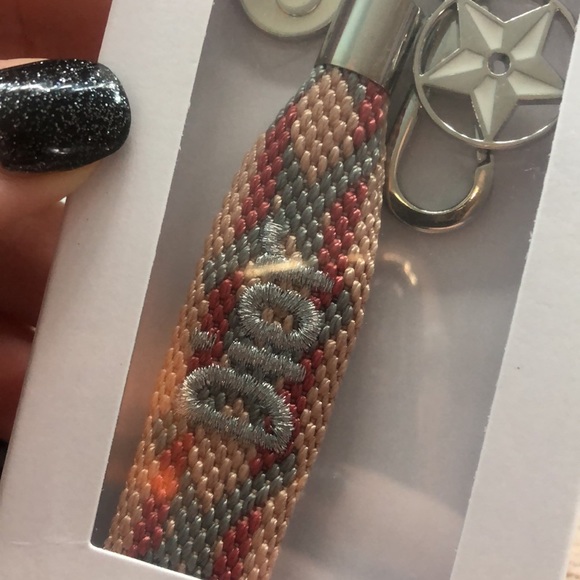 🆕-Dior Keychain - Picture 2 of 5